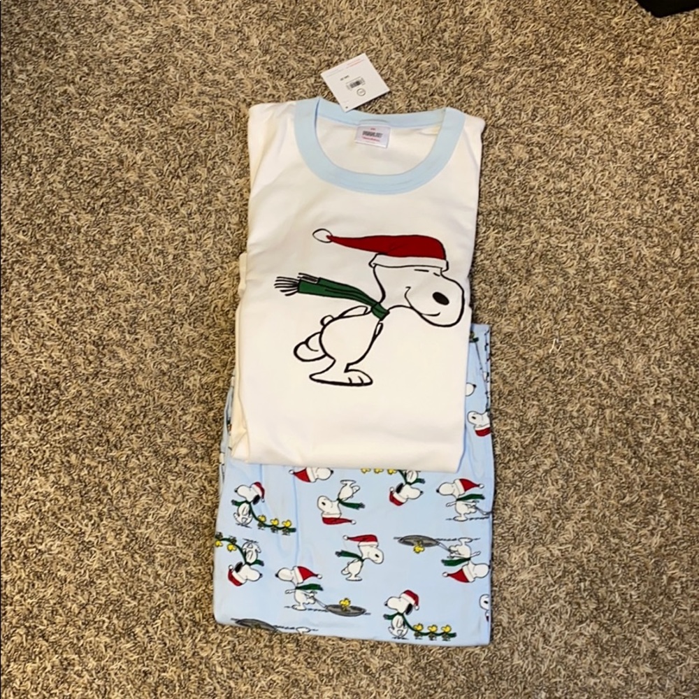 Hanna Andersson Men’s Snoopy Christmas pajamas